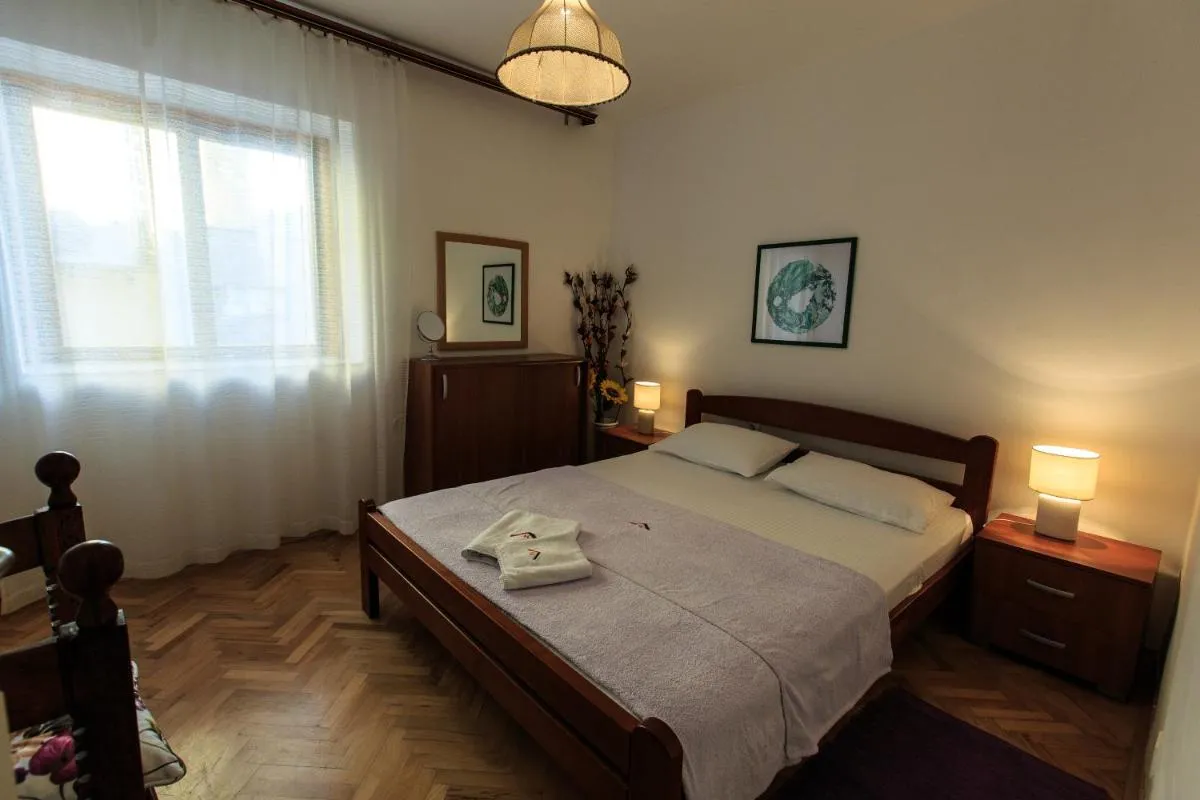 Image 1 of Kameliya Montesun Apartments