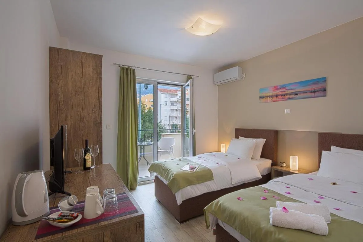 Image 1 of Le Marc Guest house