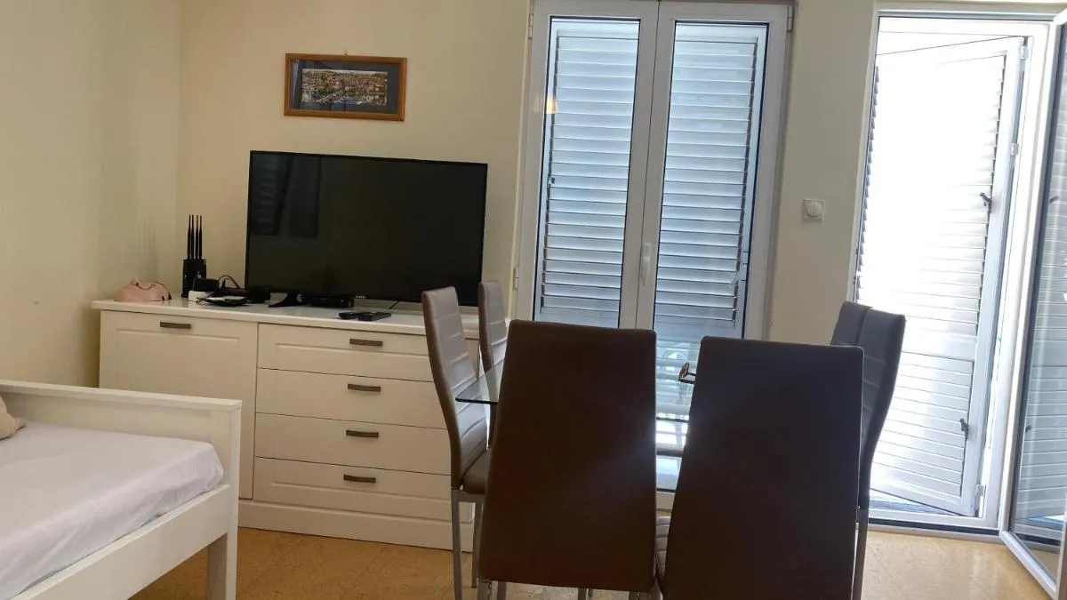 Image 4 of Lucic apartment Budva