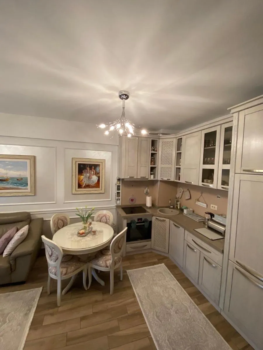 Image 5 of Lux Apartments MMS