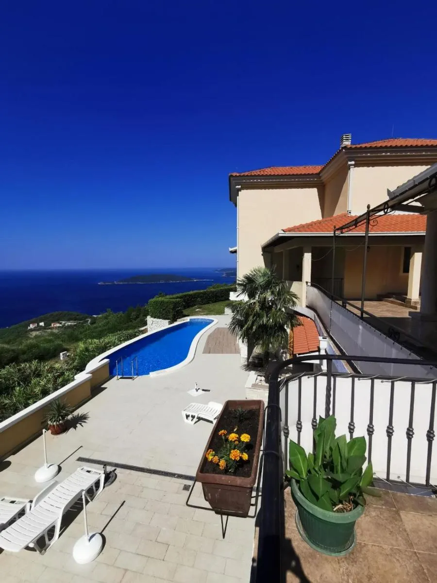 Image 4 of Lux Villa Provence