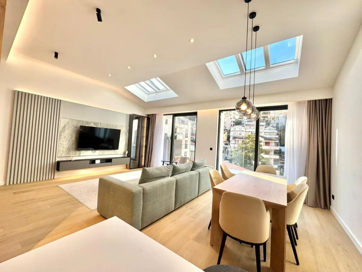 Image 5 of Luxury Apartments Onia