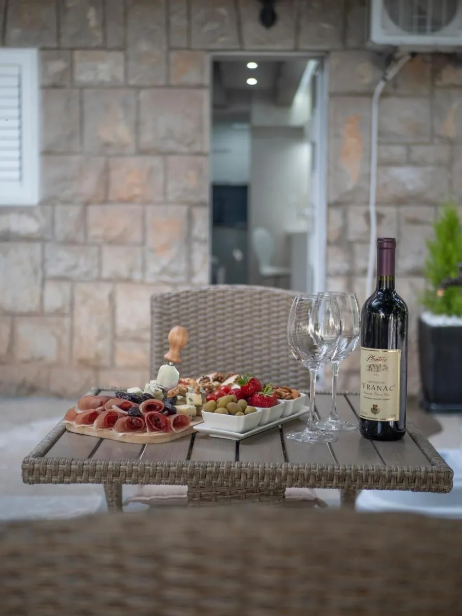 Image 4 of Luxury Boutique Studio