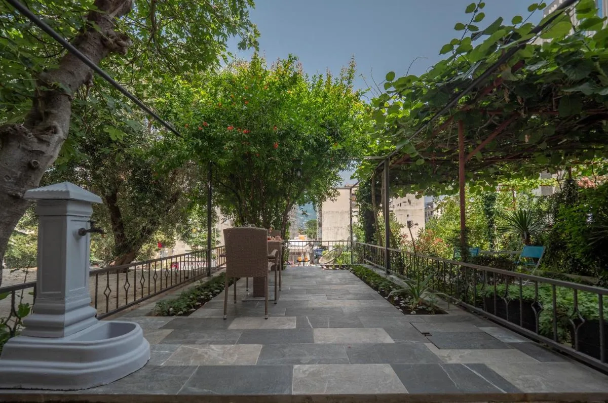 Image 5 of Luxury Boutique Studio