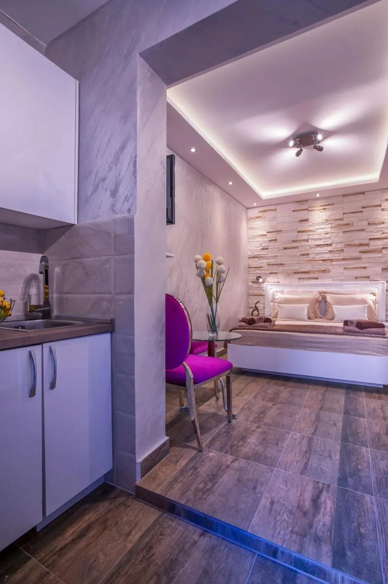 Image 4 of Luxury Boutique Studio Apartments