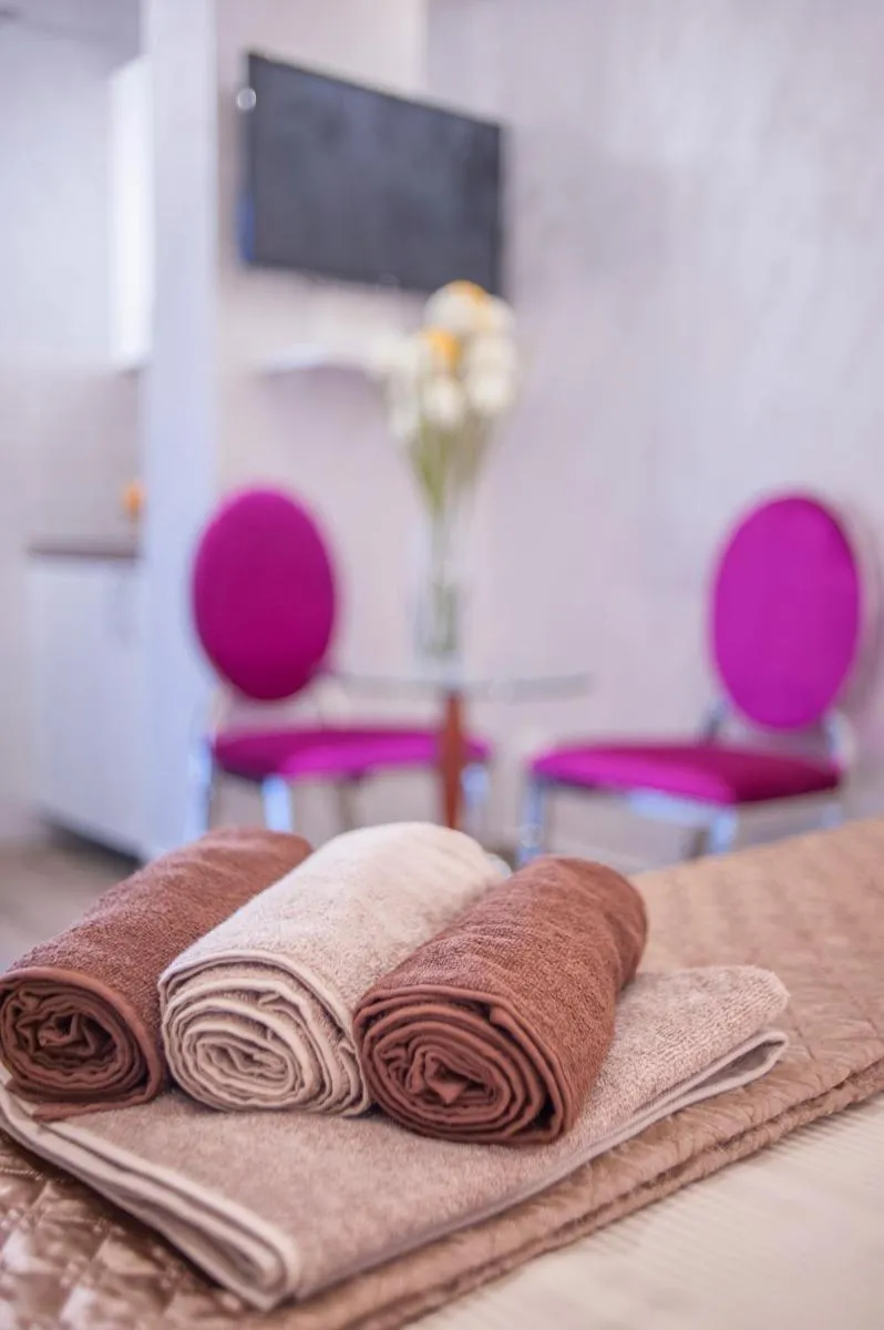 Image 3 of Luxury Boutique Studio Apartments