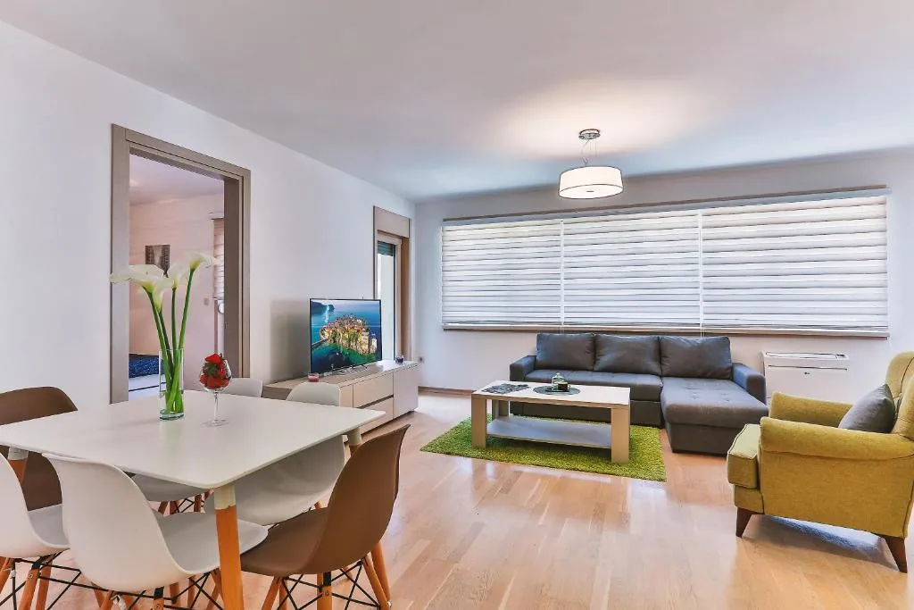 Image of Luxury Fontana Apartments