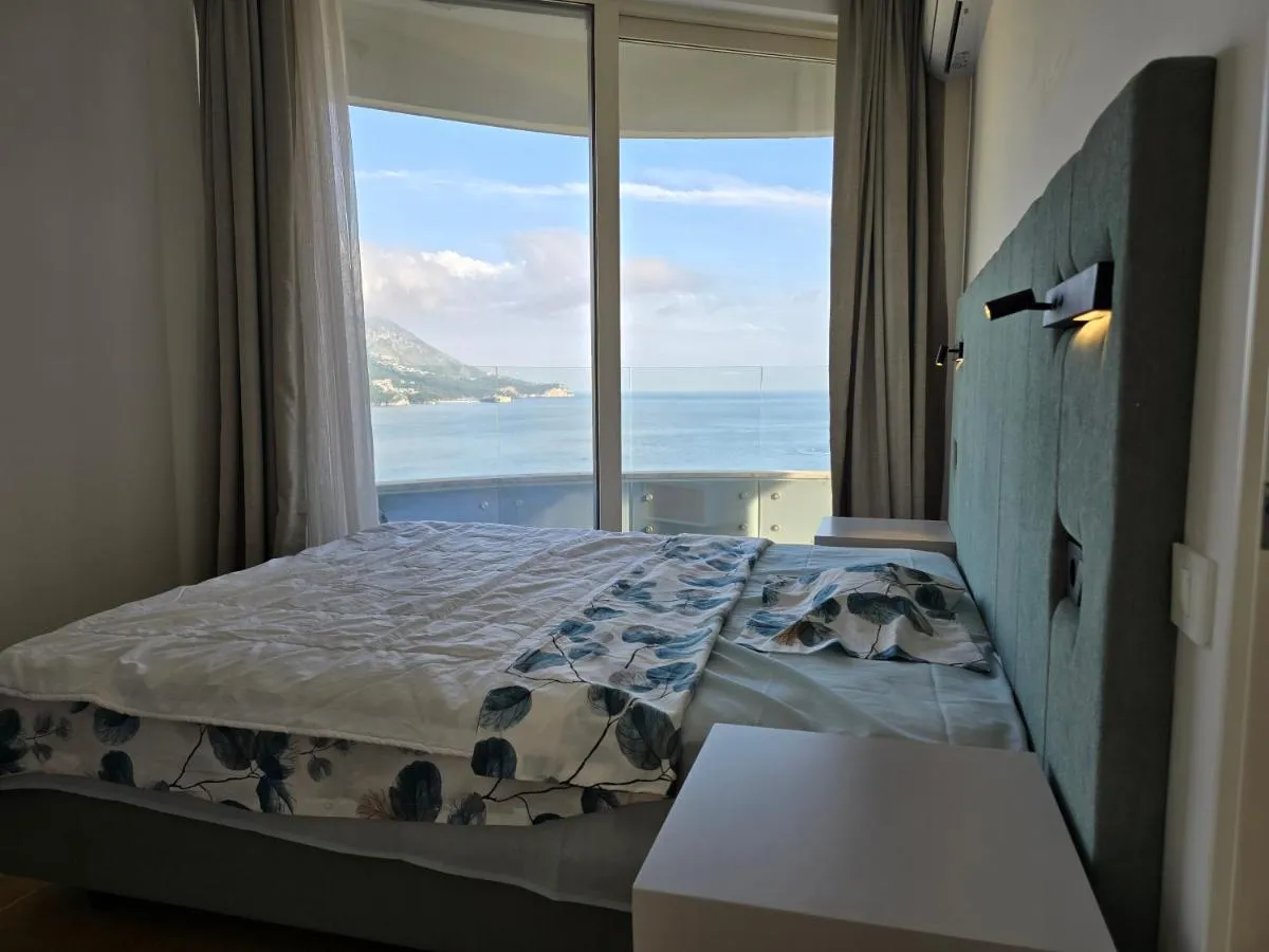 Image 1 of Luxury Seaview apartment in Becici