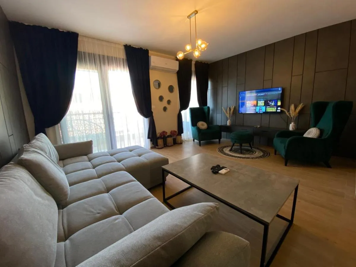 Image 2 of Luxury duplex in front of the sea