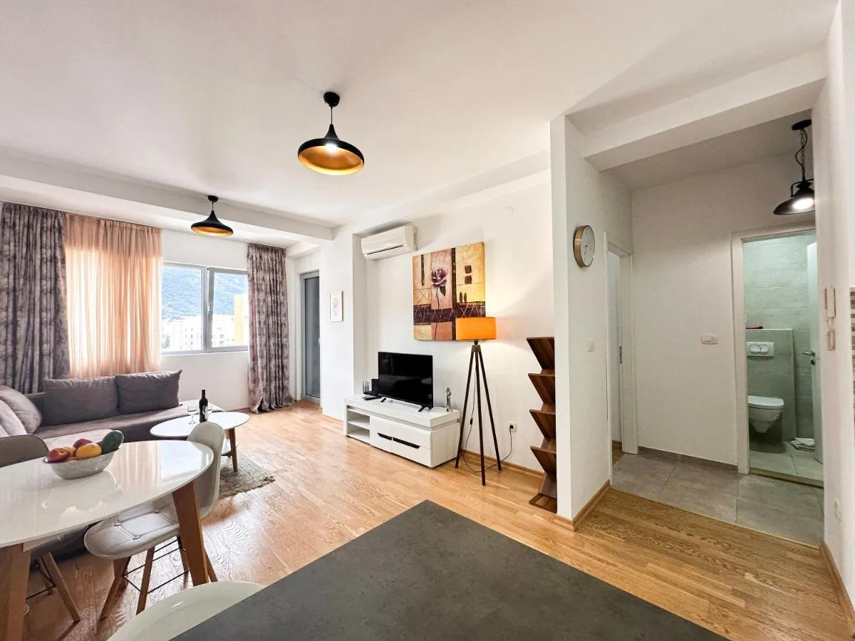 Image 4 of Mediterranean Apartment 2