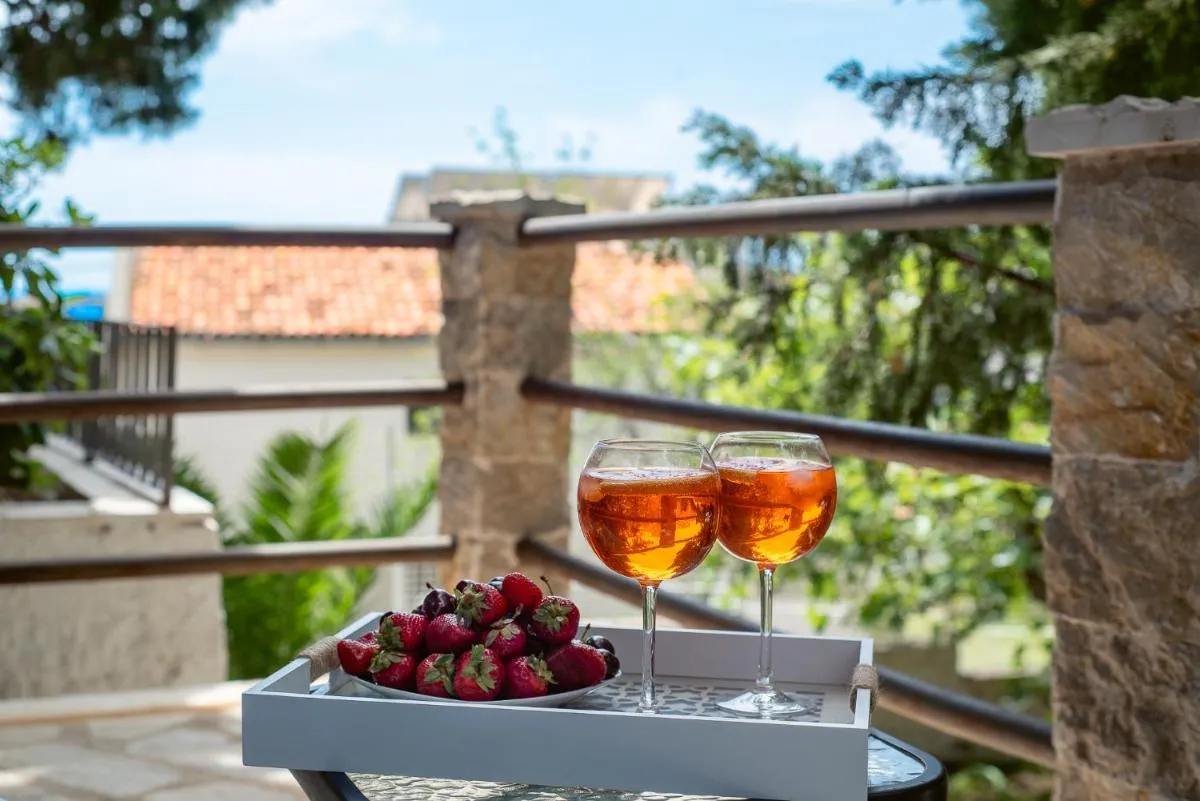 Image 4 of Mediterranean vacation home with pool Petrovac