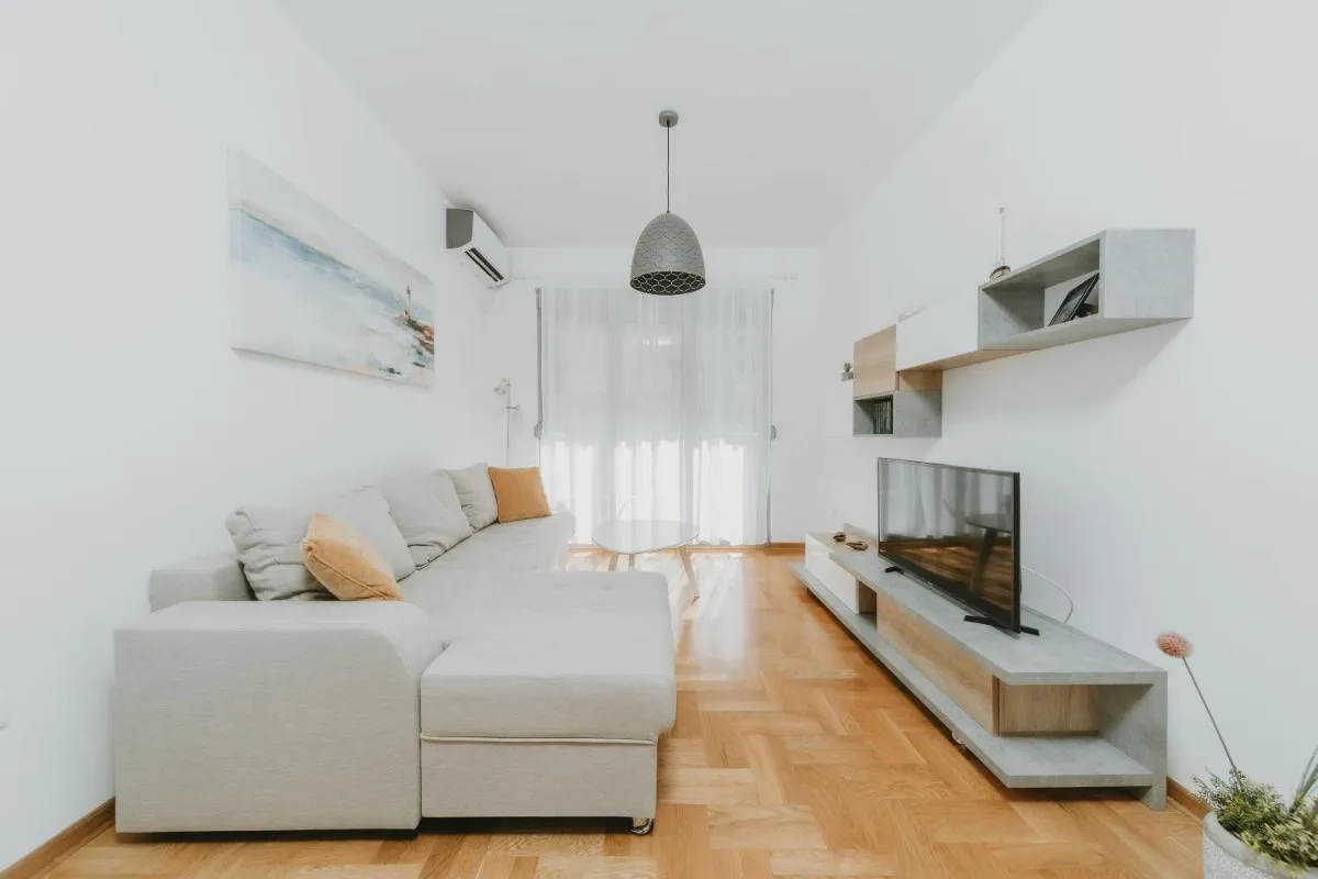 Image 3 of Modern Spacious Mediterranean New Building 48m2 flat plus free parking