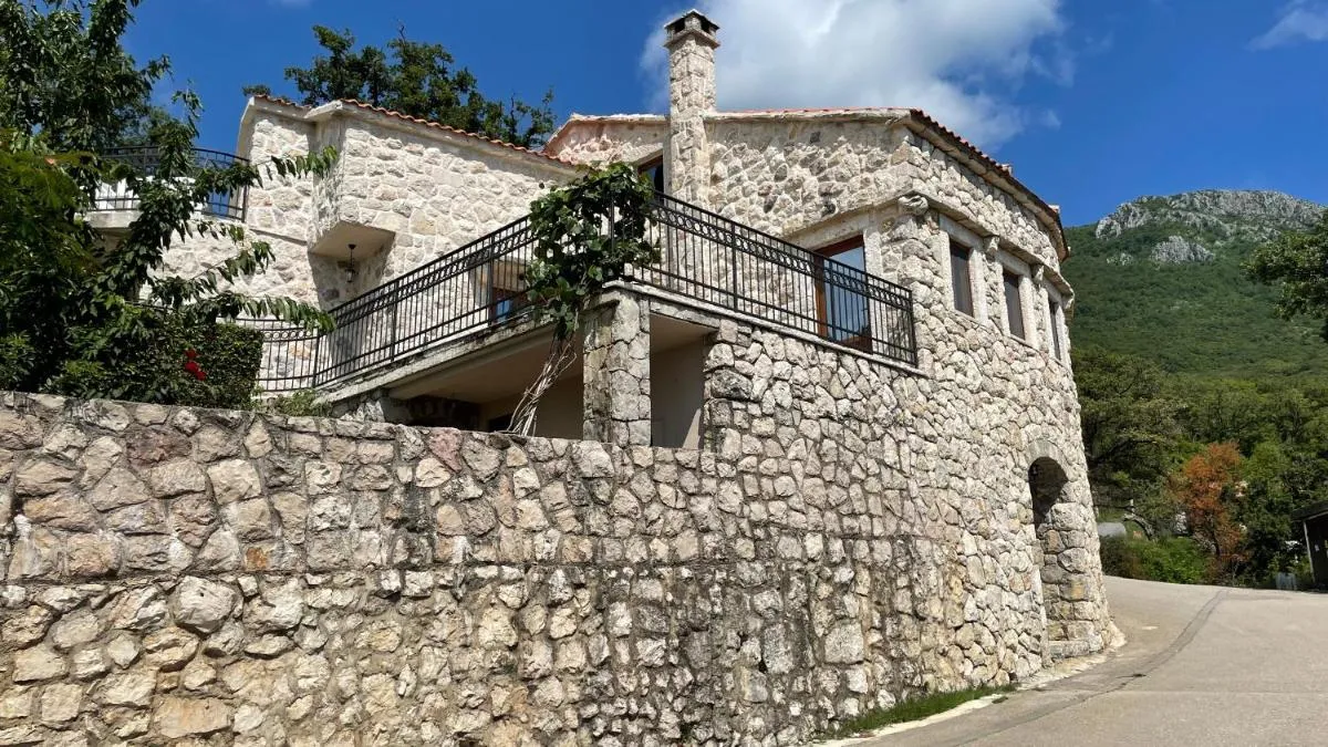 Image 6 of Mountains Villa near Budva
