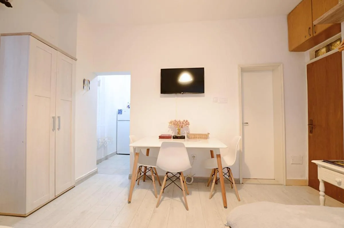 Image 2 of Old Town Experience – Studio Apartment