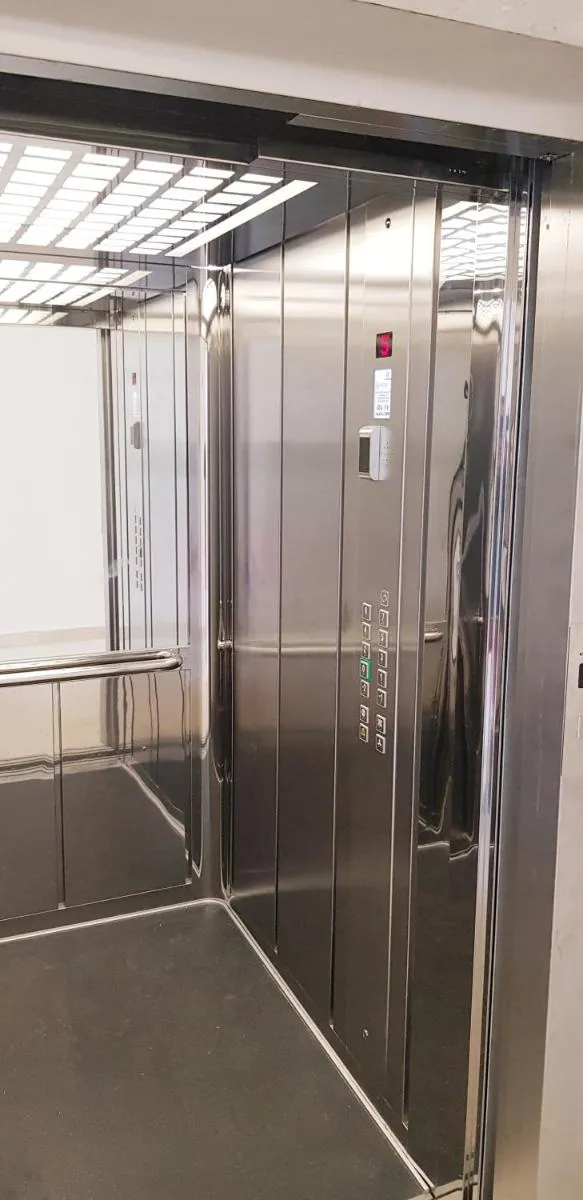 Image 4 of Olimp Lux II