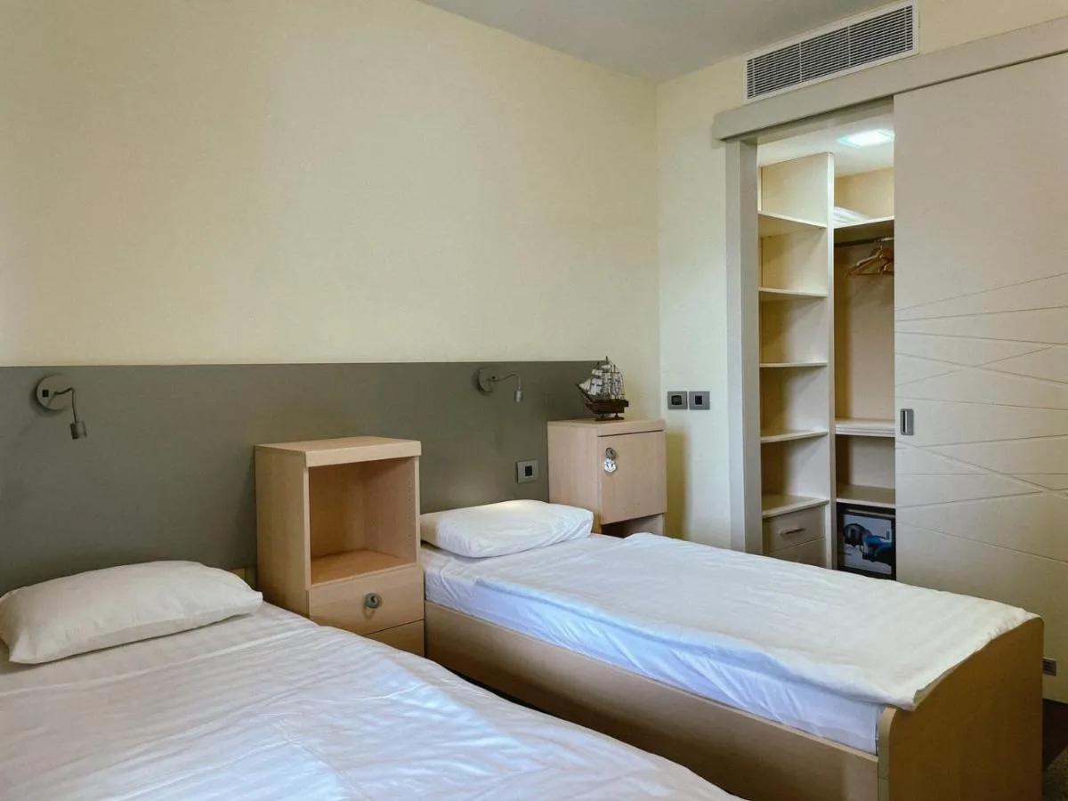 Image 1 of Oziris apartment