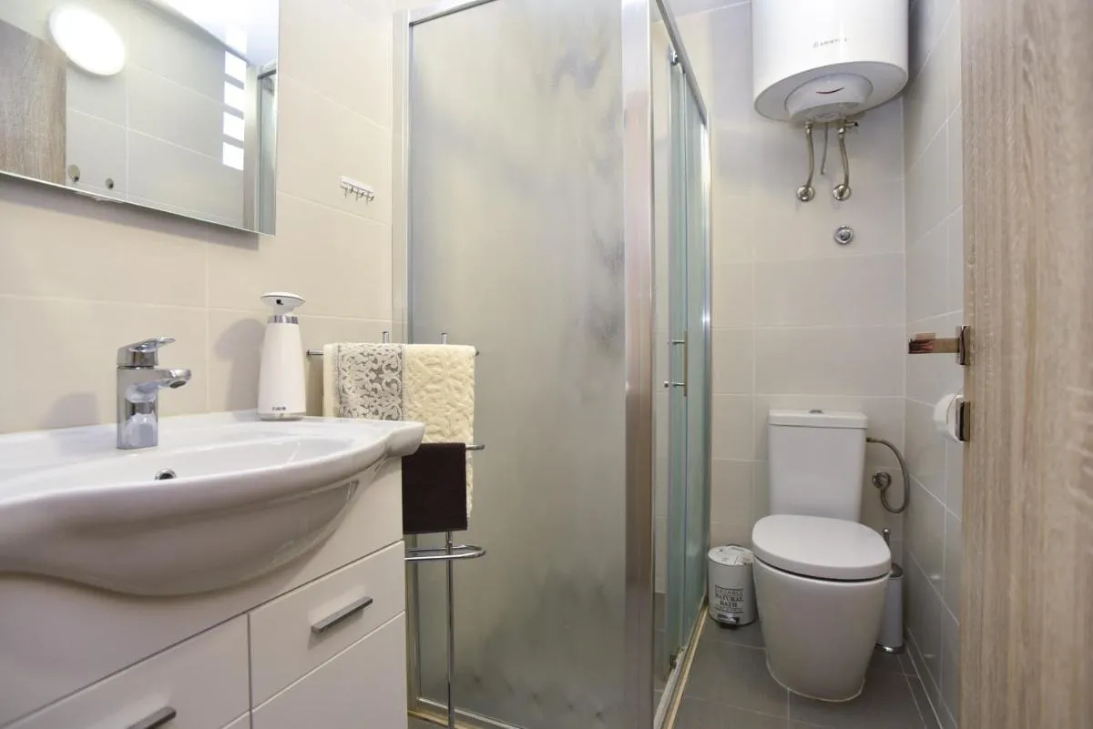 Image 2 of Palm square apartment 2