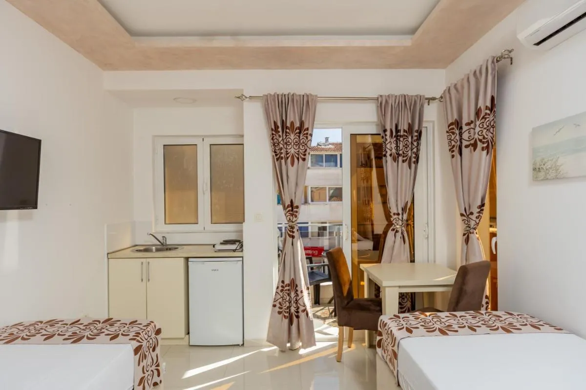 Image 3 of Ponte di Ferro