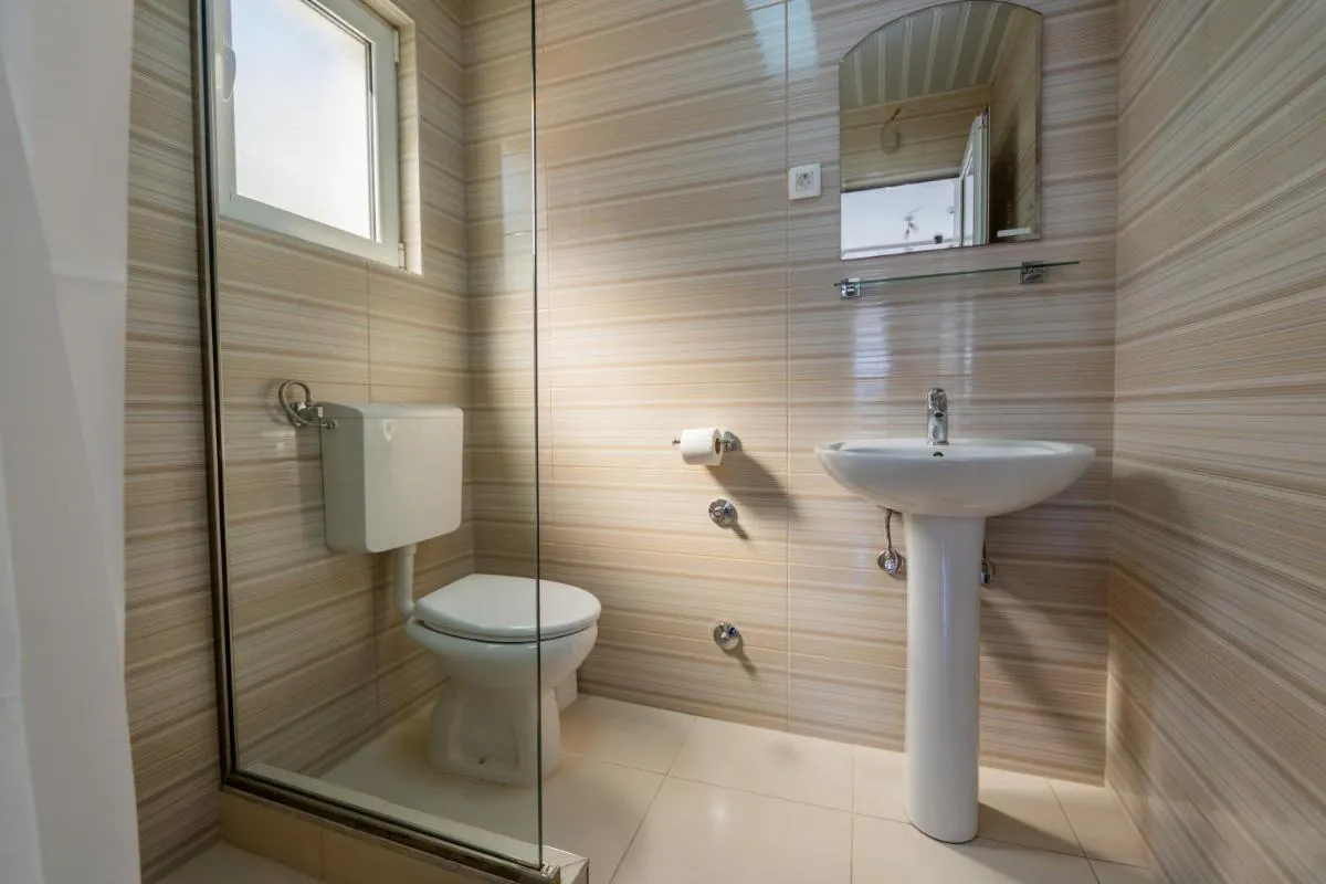 Image 2 of Ponte di Ferro