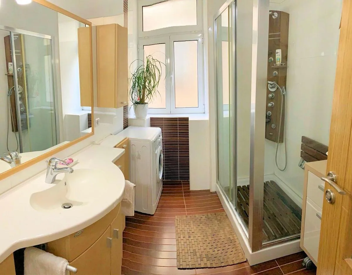 Image 2 of Portun II