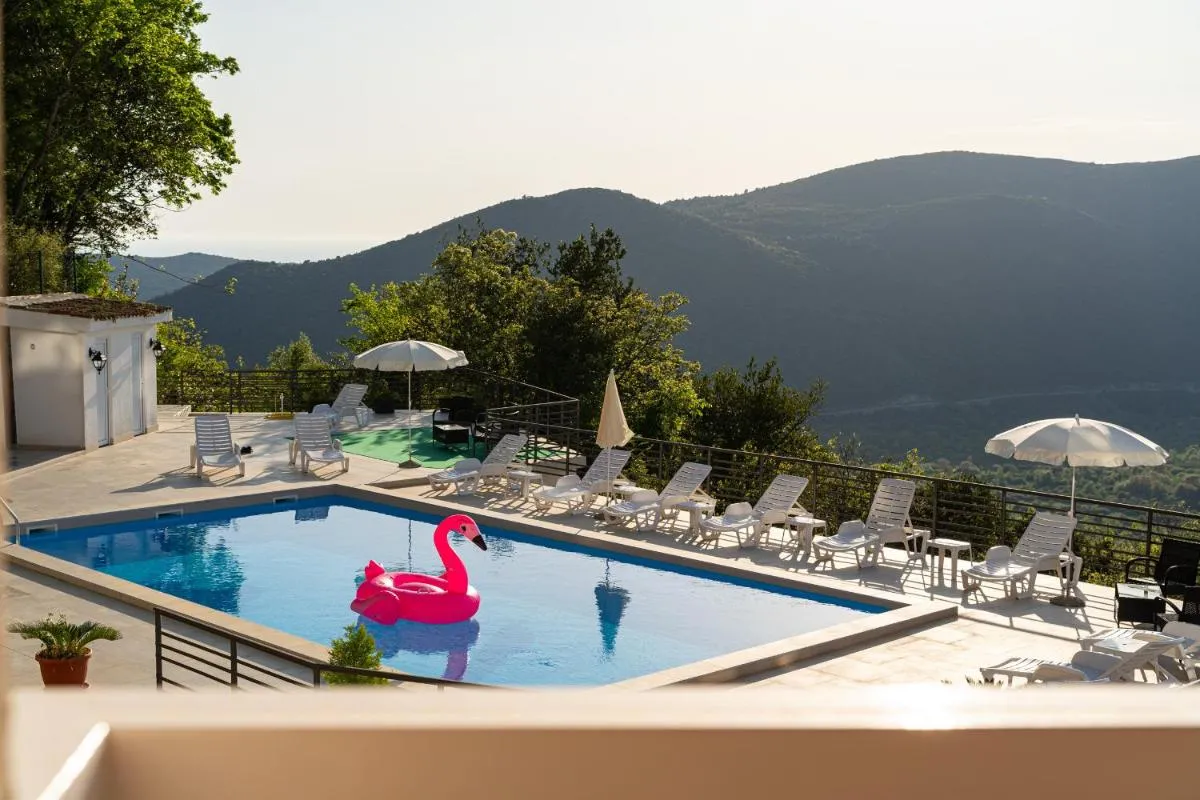 Image 3 of Regina Residence