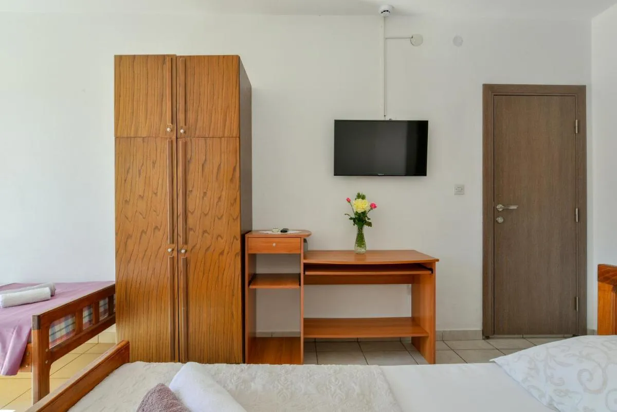 Image 4 of Rooms and Apartments Oregon