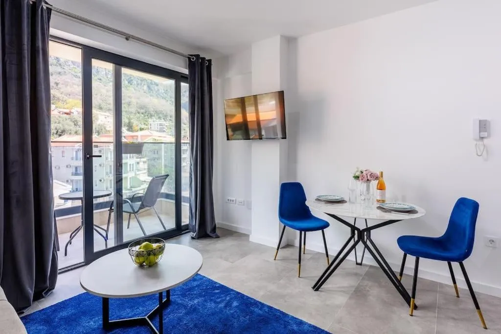 Image 2 of SEASALT Apartments Rafailovichi