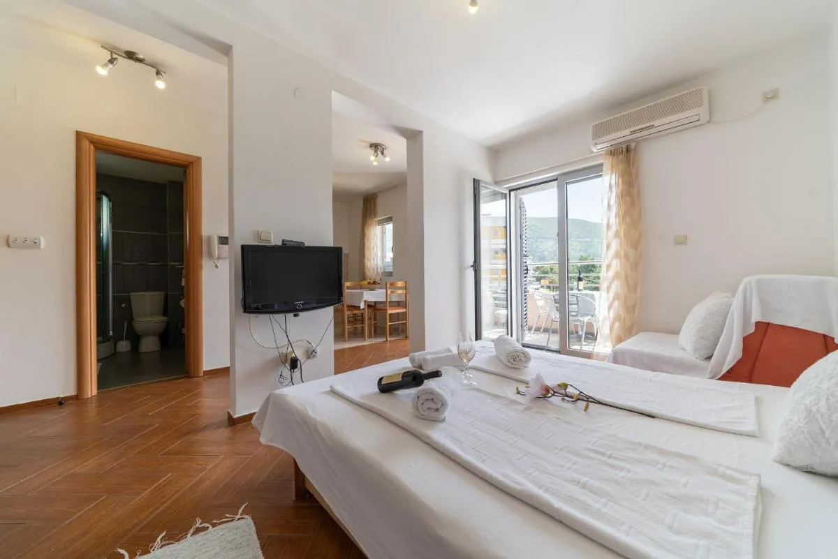 Image 4 of SMS Apartments