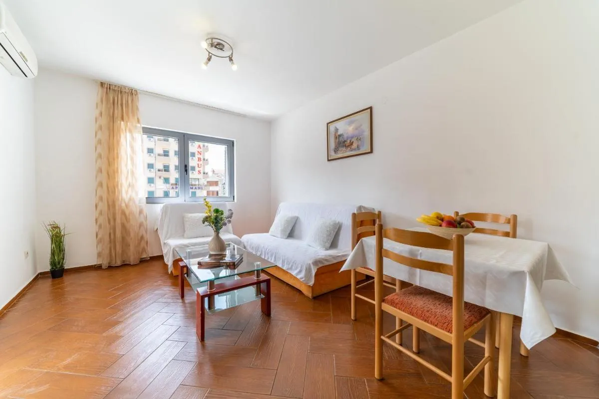 Image 3 of SMS Apartments