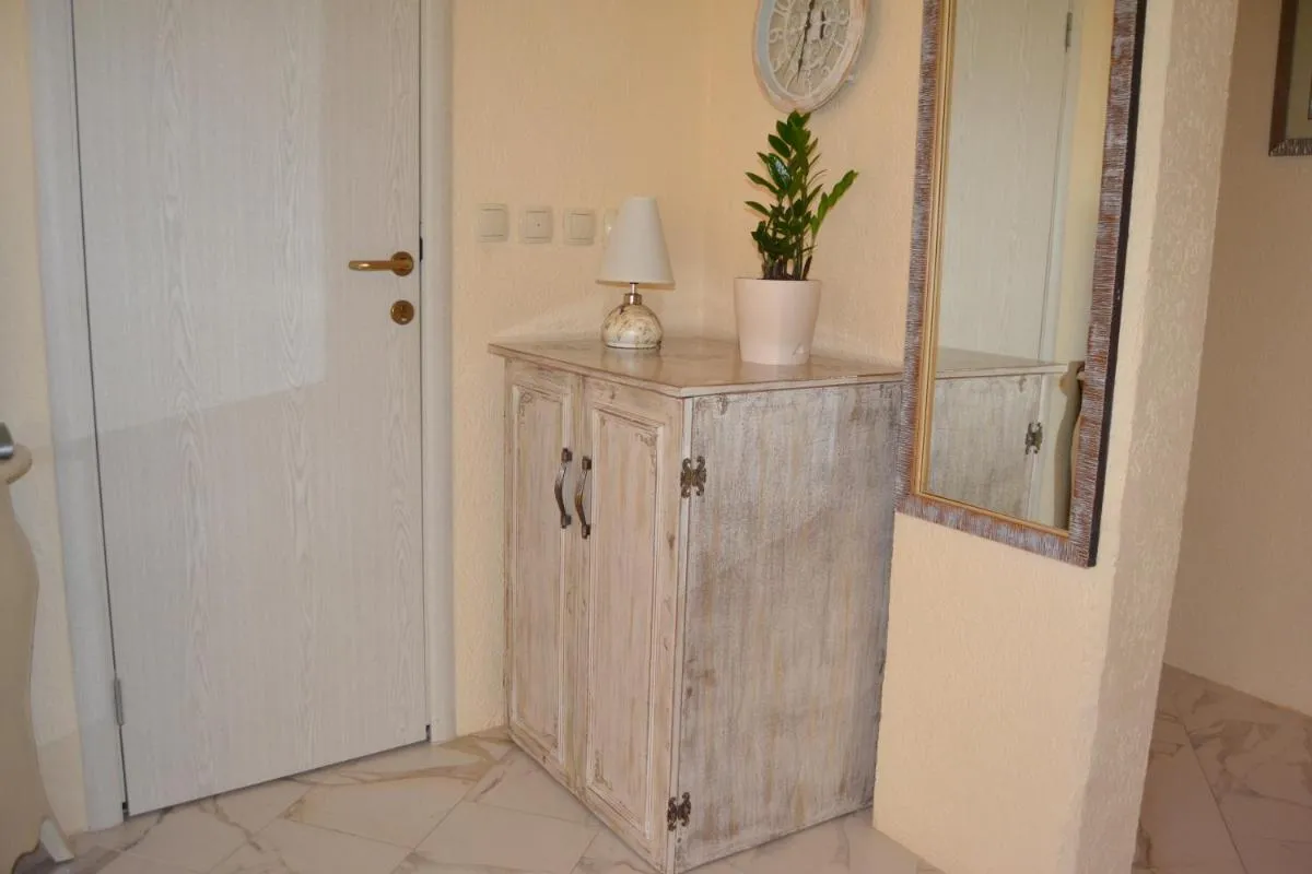 Image 1 of Sea Paradise Apartment