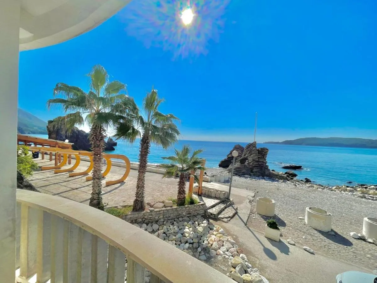 Image 5 of Sea view Apartments Rafailovici