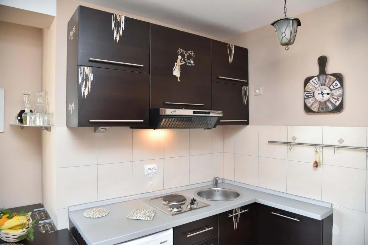 Image 2 of Seaview Paradise Apartment