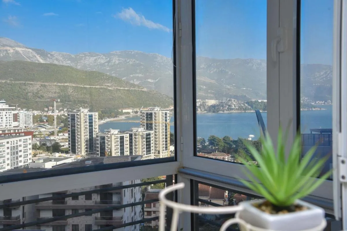 Image 5 of Seaview Paradise Apartment