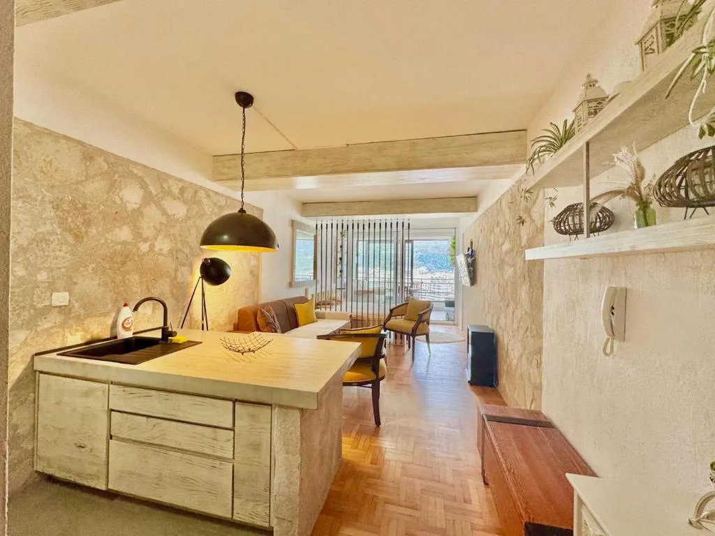 Image of Sea view Studio Terminal