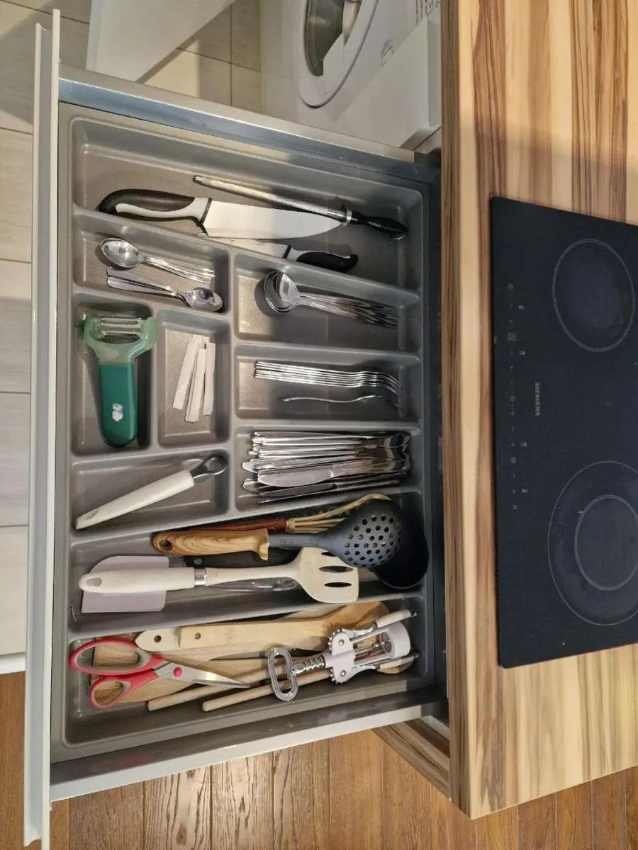 Image 3 of SkyAprt77m Jacuzzi