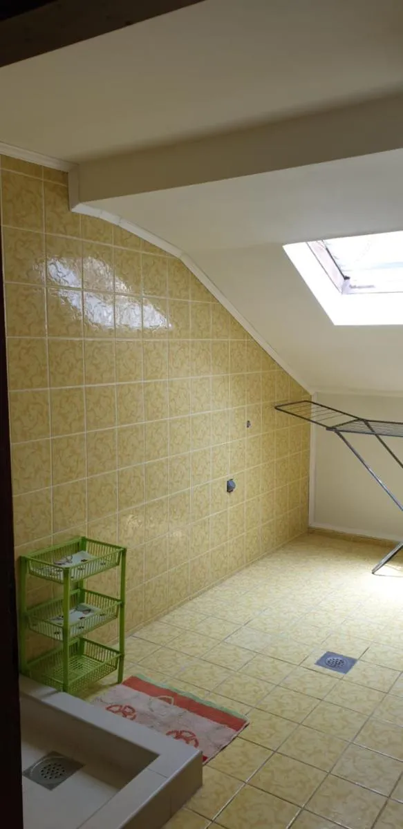 Image 2 of Sobe Jana