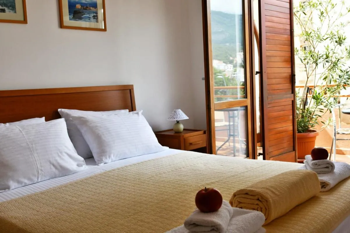 Image 1 of So rooms city centre