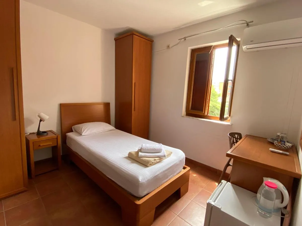 Image 2 of So rooms city centre