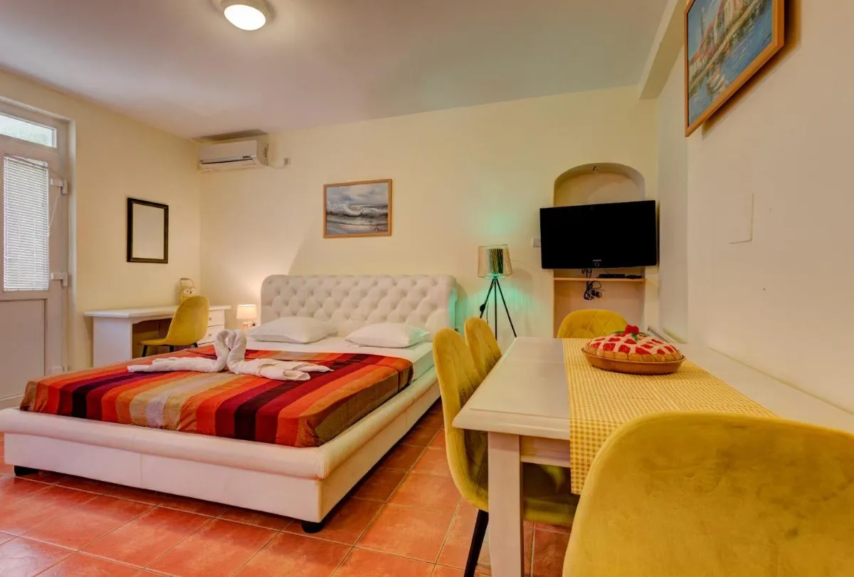 Image 4 of Splendid Apartments