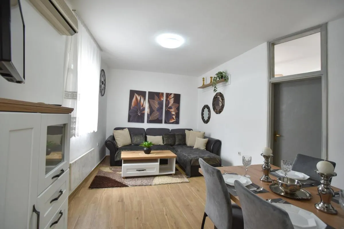 Image 3 of Stan Stari Grad Budva