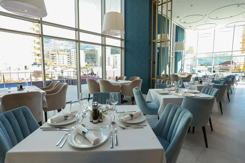 Image 3 of Status-M Apartments WOW