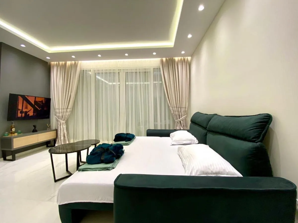 Image 1 of Studio Apartment