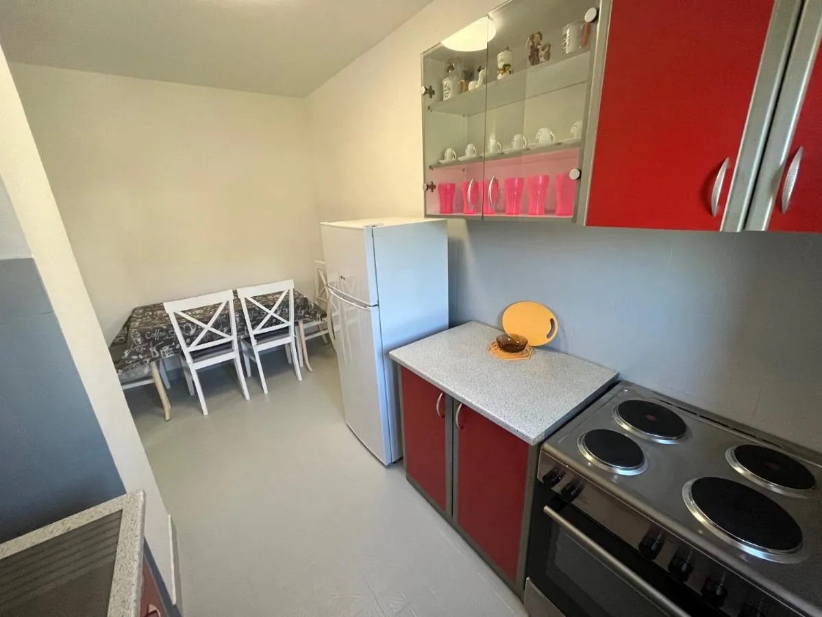 Image 3 of Sunny apartment