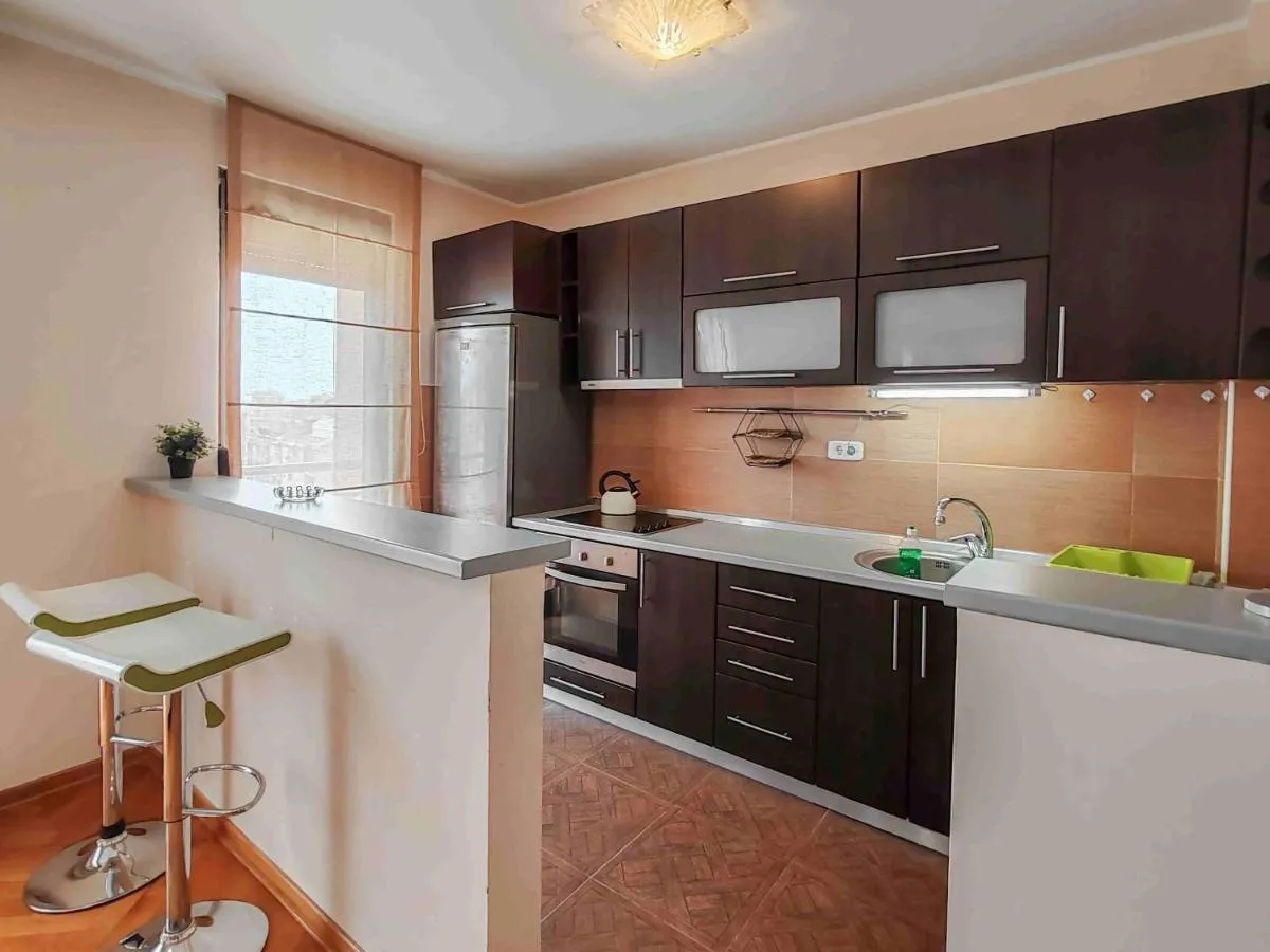 Image 4 of Sunny three-bedroom apartment in Budva