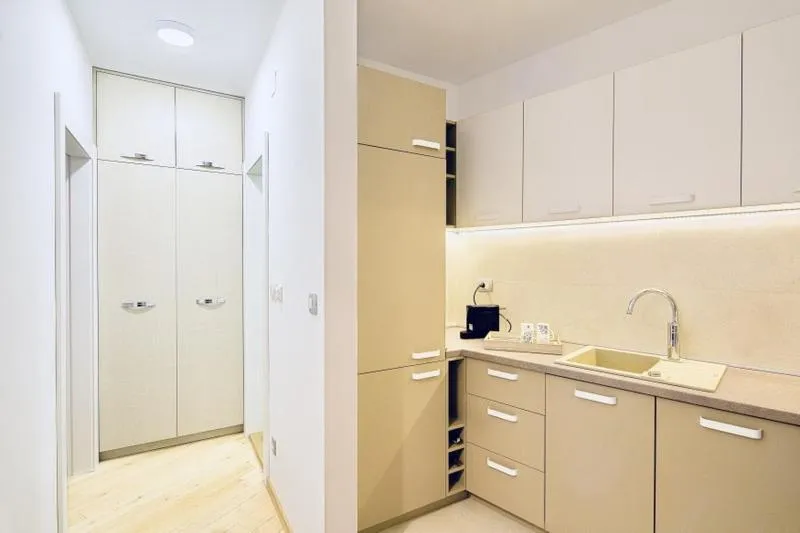 Image 1 of Sunrise Budva