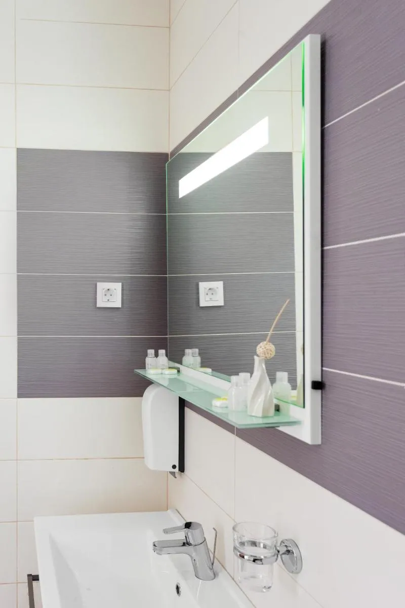 Image 3 of Tophill Altezza 9 best view and pool