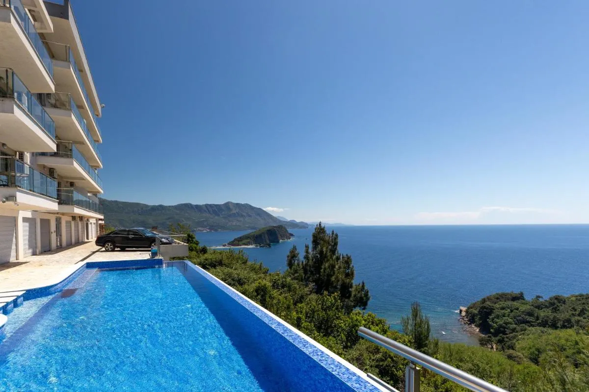 Image 6 of Tophill Altezza Premium – best view and pool