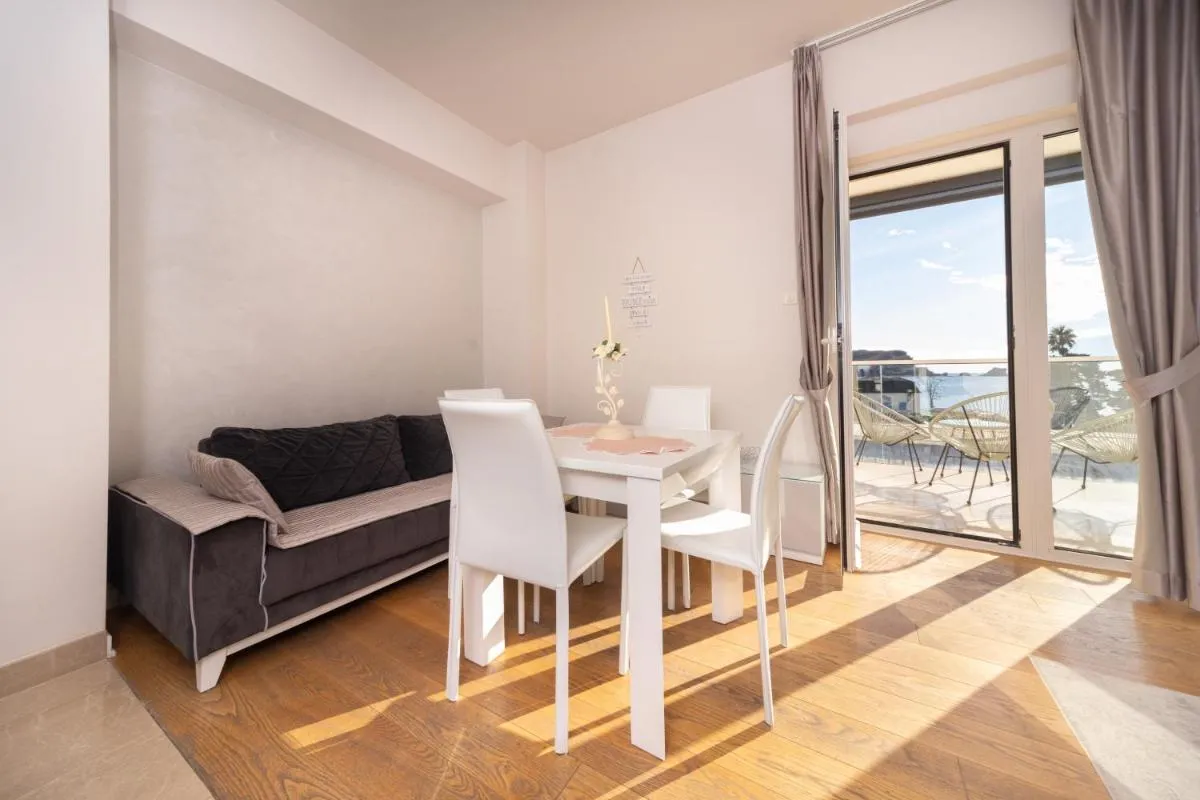 Image 3 of Tre canne cozy sea view apartment