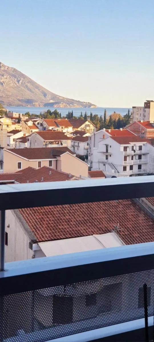 Image 5 of Urban & Cosy Apartment