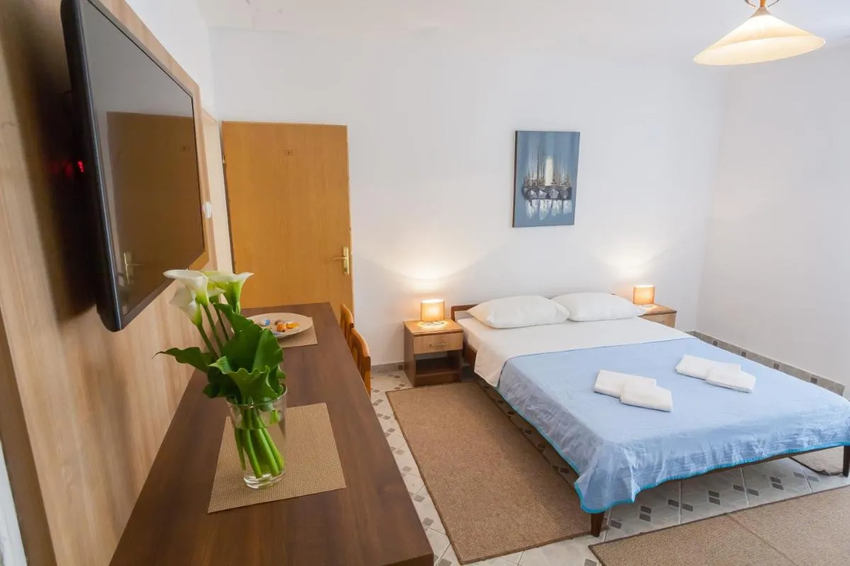 Image 1 of Vila Mitrovic